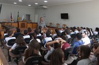 Câmara Municipal Recebe a Visita da Escola "Dr. Cândido Lobo"